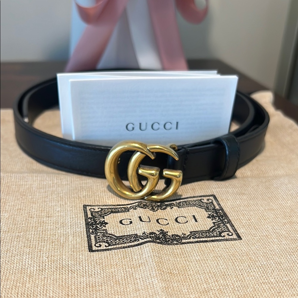 Gucci Black Belt with Gold GG Emblem Thin Gucci Belt Gently Used sized 85